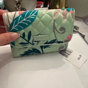 Vera Bradley Wallet Green Floral